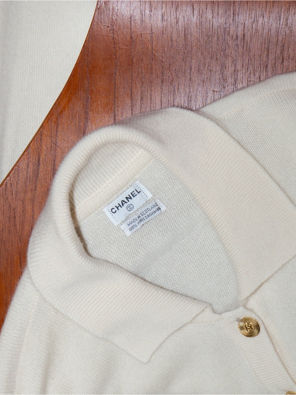 Authentic Vintage CHANEL Cream Collared Button-Front Cardigan with Gold Buttons - Picture 2 of 14